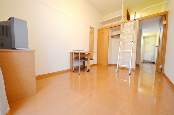 レオパレスドゥジエームの物件内観写真